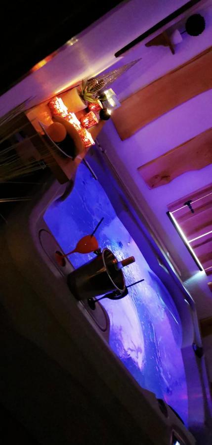 Apartments And Wellness Scavnicar Лютомер Екстер'єр фото